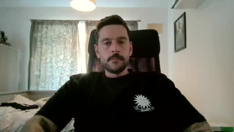 jamesuk420 online show from July 13, 2026, 5:05 pm