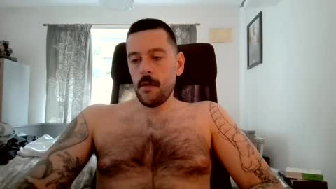 jamesuk420 online show from July 26, 2026, 9:05 am