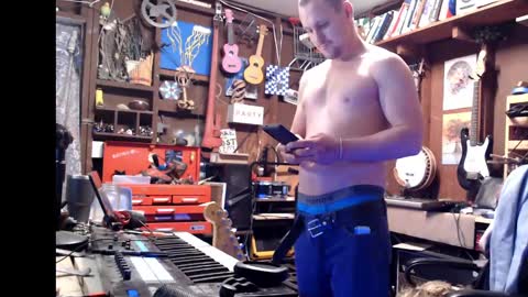 Snapshot of jameswebbscope chatting on February 5, 2025, 12:53 am Jameswebbscope online show from February 5, 2025, 12:53 am