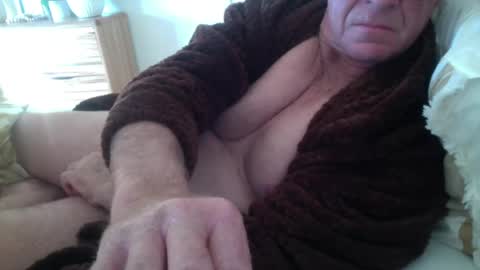 jamie291044 online show from July 8, 2026, 6:07 am