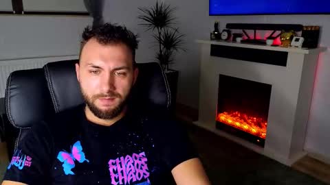 Robbie online show from November 25, 2025, 6:46 am