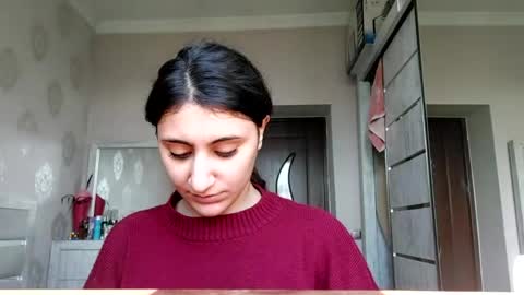 Niki online show from May 5, 2026, 9:06 am