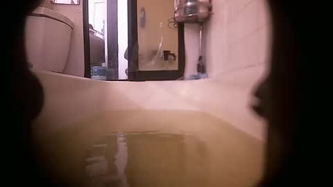 Snapshot of jamwarnerone chatting on December 21, 2025, 1:18 pm Bootyshows online show from December 21, 2025, 1:18 pm