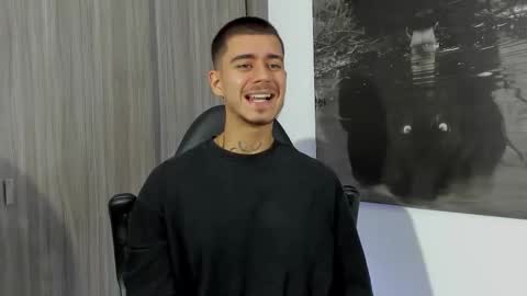 jamzawolf online show from February 6, 2026, 8:01 pm