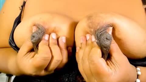 Snapshot of jan_milkhot chatting on March 5, 2026, 4:19 am jan_milkhot online show from March 5, 2026, 4:19 am