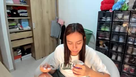 Snapshot of jane_ady chatting on December 18, 2024, 1:48 am jane_ady online show from December 18, 2024, 1:48 am