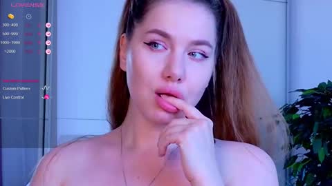 Snapshot of jane_meys chatting on November 18, 2025, 5:12 am your kitty JANE roawww online show from November 18, 2025, 5:12 am