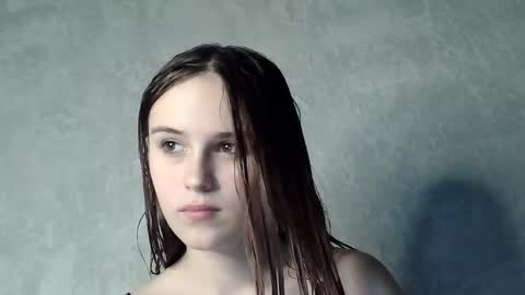 Jane online show from September 14, 2025, 7:02 pm