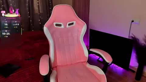 Snapshot of jane_paws chatting on September 9, 2025, 12:21 am Jane online show from September 9, 2025, 12:21 am