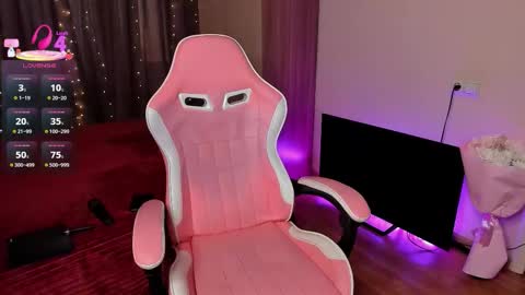 Snapshot of jane_paws chatting on September 23, 2025, 1:19 am Jane online show from September 23, 2025, 1:19 am