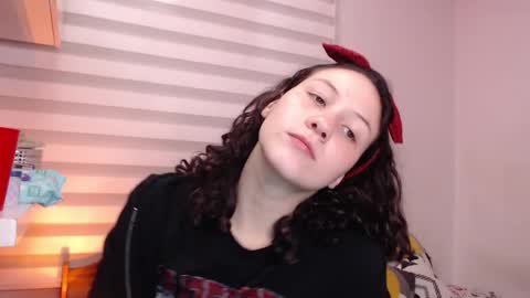 Snapshot of jane_r chatting on October 24, 2025, 12:52 am Jane online show from October 24, 2025, 12:52 am