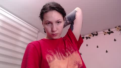 Snapshot of jane_r chatting on October 30, 2025, 2:13 am Jane online show from October 30, 2025, 2:13 am