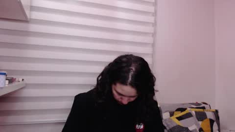 Snapshot of jane_r chatting on November 2, 2025, 12:24 am Jane online show from November 2, 2025, 12:24 am