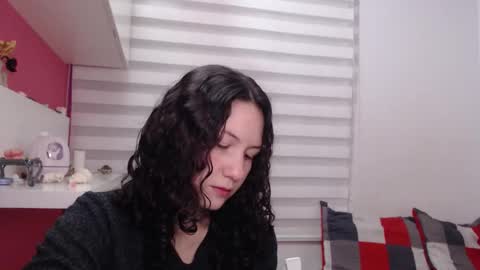 Snapshot of jane_r chatting on February 11, 2026, 11:10 pm Jane online show from February 11, 2026, 11:10 pm