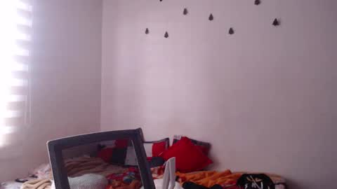 Snapshot of jane_r chatting on February 12, 2026, 9:10 pm Jane online show from February 12, 2026, 9:10 pm