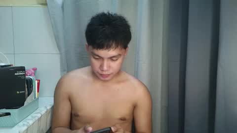 Snapshot of janenjay_1 chatting on October 19, 2025, 1:06 am Jan 1 online show from October 19, 2025, 1:06 am