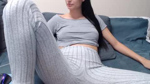 janette online show from September 11, 2025, 7:47 pm