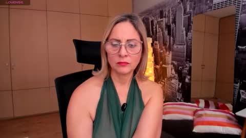 Snapshot of janeturner chatting on March 9, 2026, 1:37 pm JANE TURNER MILF online show from March 9, 2026, 1:37 pm
