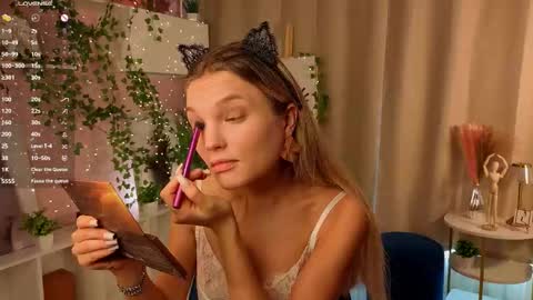 Hi Im Alice and here youll find something online show from November 9, 2025, 8:34 am