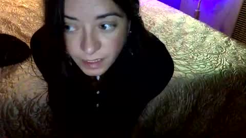 janicepepper online show from October 21, 2025, 12:28 pm