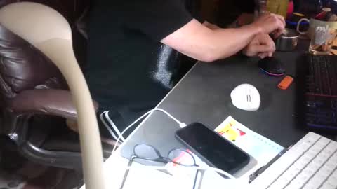 janko online show from December 15, 2025, 6:06 am