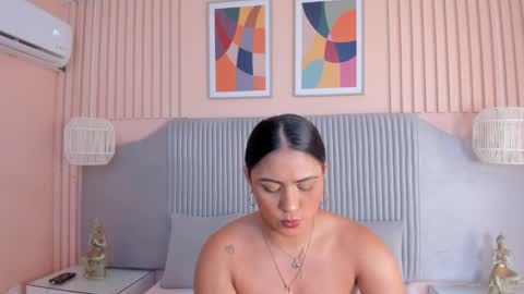 Snapshot of janna_lopez chatting on March 7, 2025, 10:13 am Janna online show from March 7, 2025, 10:13 am