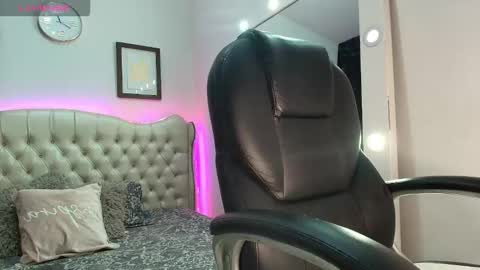 Janna    online show from January 13, 2026, 11:15 am