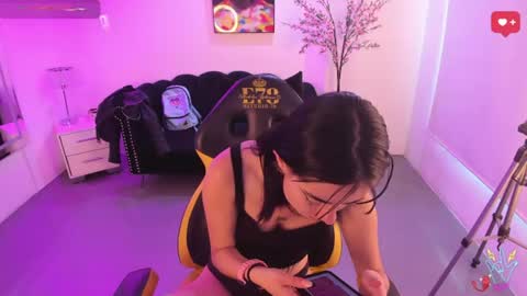          online show from July 16, 2026, 7:42 pm
