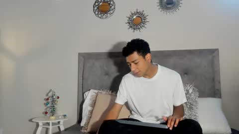 jared_blake online show from December 23, 2024, 12:35 am