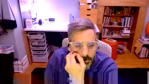 jareth_returns online show from March 2, 2025, 4:17 am