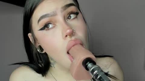 Snapshot of jas_miin chatting on February 21, 2026, 2:23 am Maria online show from February 21, 2026, 2:23 am