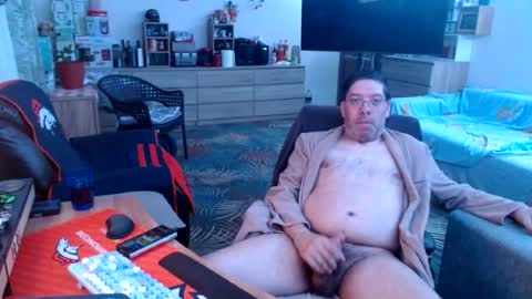 Snapshot of jasmarks2000 chatting on July 9, 2026, 6:56 pm JasMarks online show from July 9, 2026, 6:56 pm