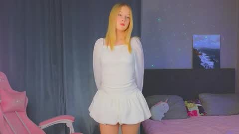 Snapshot of jasmibaby chatting on January 17, 2026, 11:59 am Jasmi online show from January 17, 2026, 11:59 am