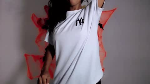 Snapshot of jasmin_brunette_ chatting on October 8, 2025, 2:58 pm Jasmin online show from October 8, 2025, 2:58 pm