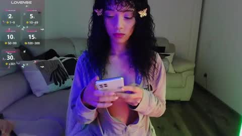 Snapshot of jasmine_019 chatting on January 24, 2025, 3:43 am J- next transmission december 4 online show from January 24, 2025, 3:43 am