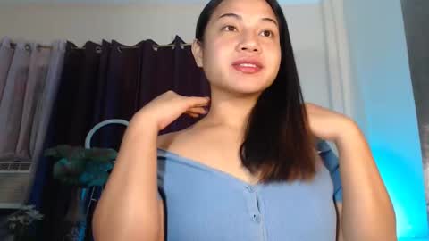 Snapshot of jasmine_arousal chatting on November 2, 2025, 8:33 pm JASMINE online show from November 2, 2025, 8:33 pm