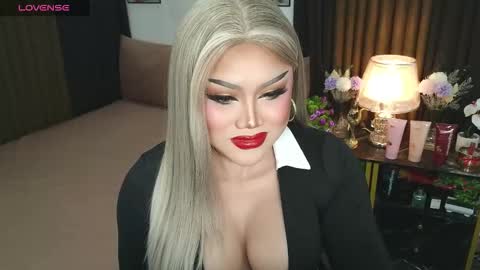 Snapshot of jasmine_brandy chatting on September 8, 2025, 10:31 pm Jasmine Brandy online show from September 8, 2025, 10:31 pm
