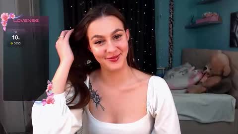 Snapshot of jasmine_doll_ chatting on October 28, 2025, 9:28 pm Jasmine online show from October 28, 2025, 9:28 pm