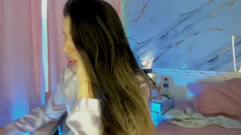 Snapshot of jasmine_hyper_1 chatting on December 29, 2024, 5:01 pm Jas online show from December 29, 2024, 5:01 pm