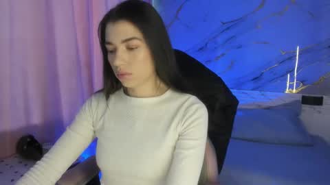 Snapshot of jasmine_hyper_1 chatting on February 15, 2025, 3:06 pm Jas online show from February 15, 2025, 3:06 pm