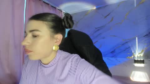 Snapshot of jasmine_hyper_1 chatting on March 10, 2025, 8:45 pm Jas online show from March 10, 2025, 8:45 pm