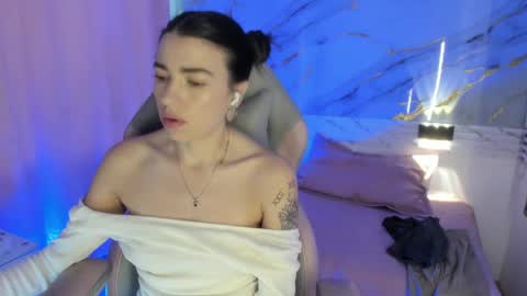 Snapshot of jasmine_hyper_1 chatting on March 11, 2025, 5:35 pm Jas online show from March 11, 2025, 5:35 pm