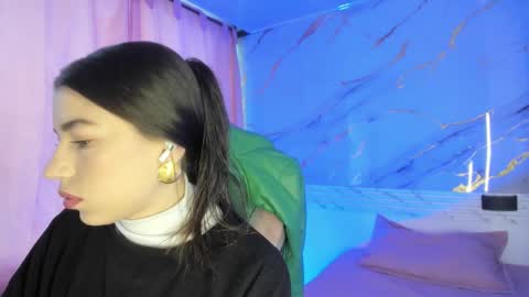 Snapshot of jasmine_hyper_1 chatting on March 12, 2025, 2:56 pm Jas online show from March 12, 2025, 2:56 pm