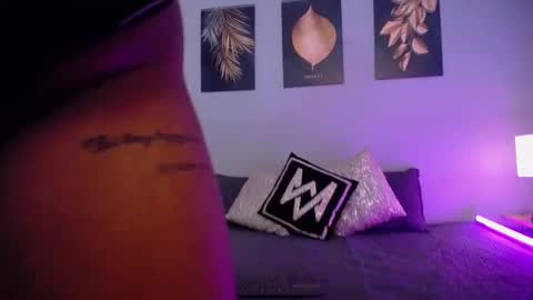 Instagram jasminecampbell1  online show from December 13, 2024, 3:16 am