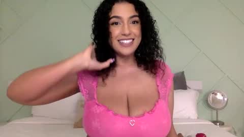 Snapshot of jasminexmarie chatting on February 5, 2025, 2:19 am Jasmine Marie online show from February 5, 2025, 2:19 am