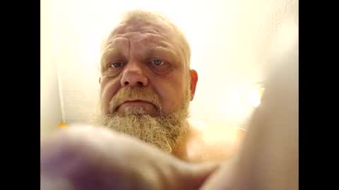 jasongriffey42 online show from November 17, 2025, 10:48 pm