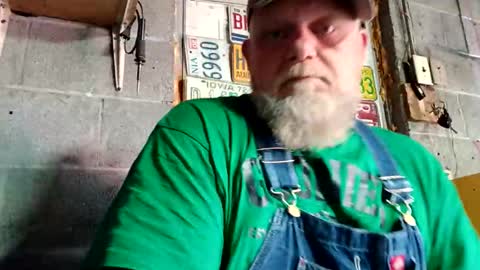 jasongriffey42 online show from November 18, 2025, 8:24 pm