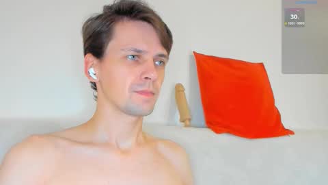 Jasper  online show from October 31, 2025, 9:16 pm