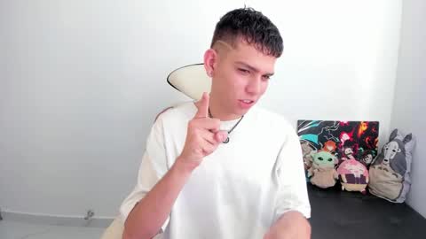 Snapshot of jasson___ chatting on December 20, 2025, 12:45 pm jasson___ online show from December 20, 2025, 12:45 pm