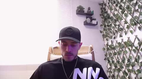 Snapshot of jasson_king01 chatting on March 7, 2025, 6:11 pm JKing online show from March 7, 2025, 6:11 pm
